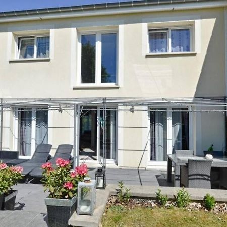 Maison 120 M² A Vigy Exteriör bild